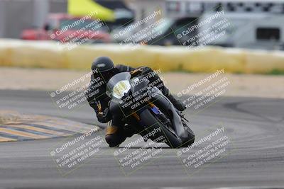 media/Jan-15-2023-SoCal Trackdays (Sun) [[c1237a034a]]/Turn 2 Set 2 (1155am)/